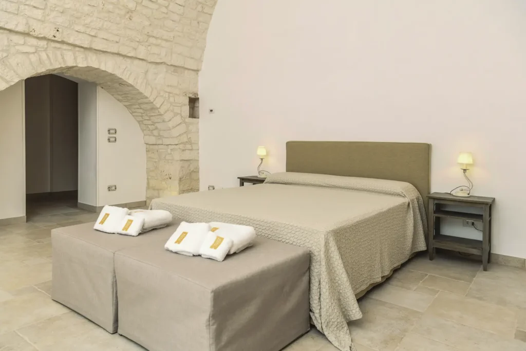 Lama Pellegrini – Double Room with garden view-5