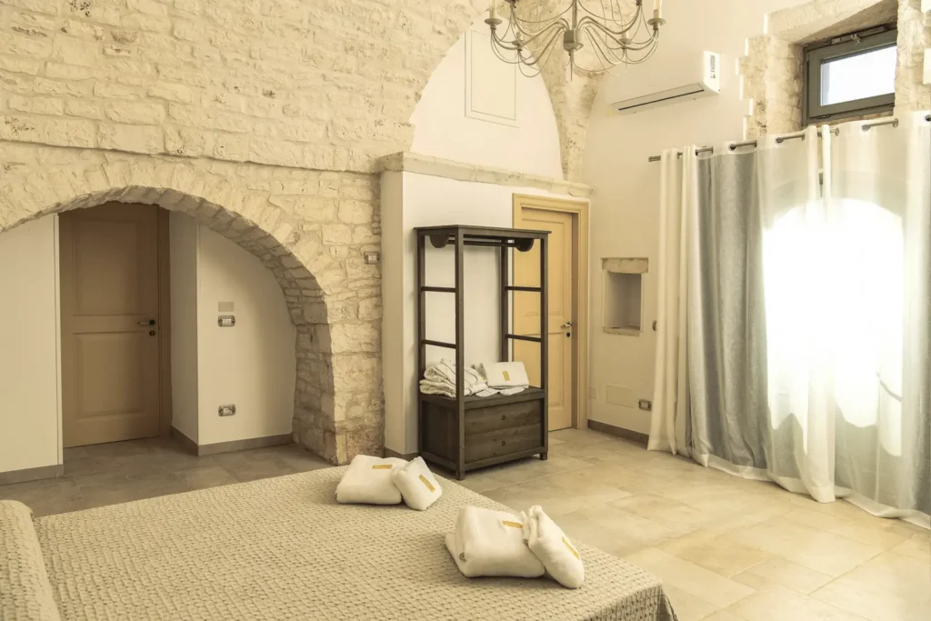 Masseria Lama Pellegrini – Double room with patio-3