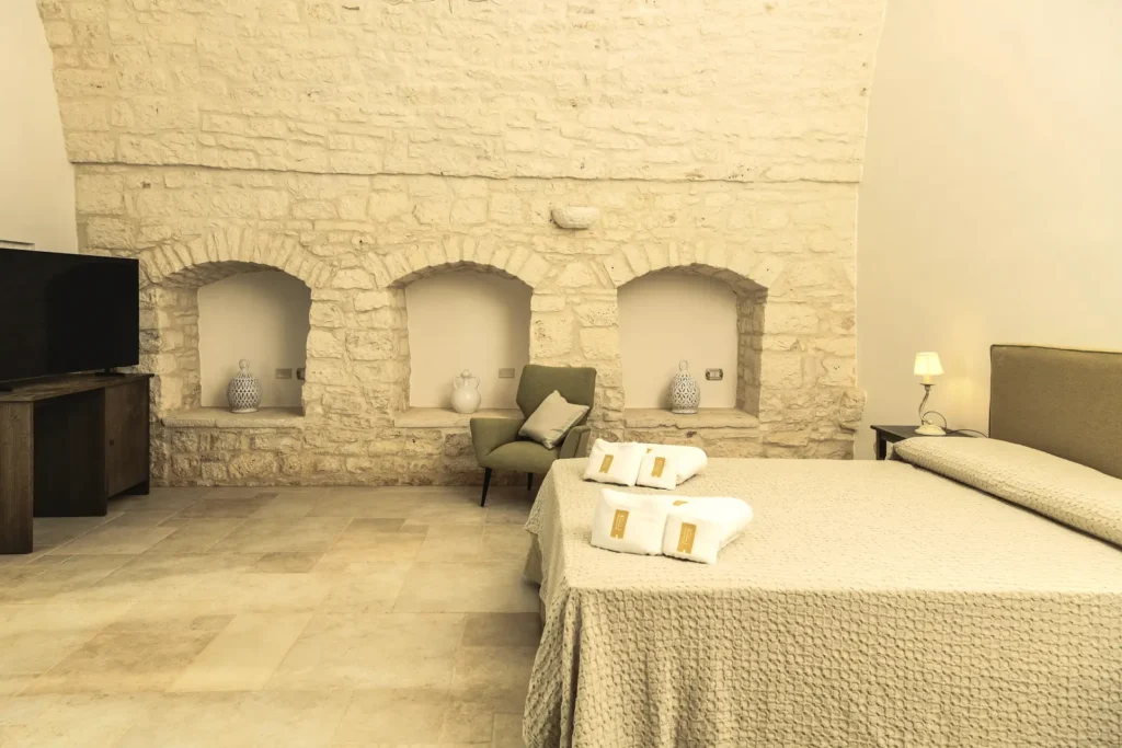 Masseria Lama Pellegrini – Double room with patio-4