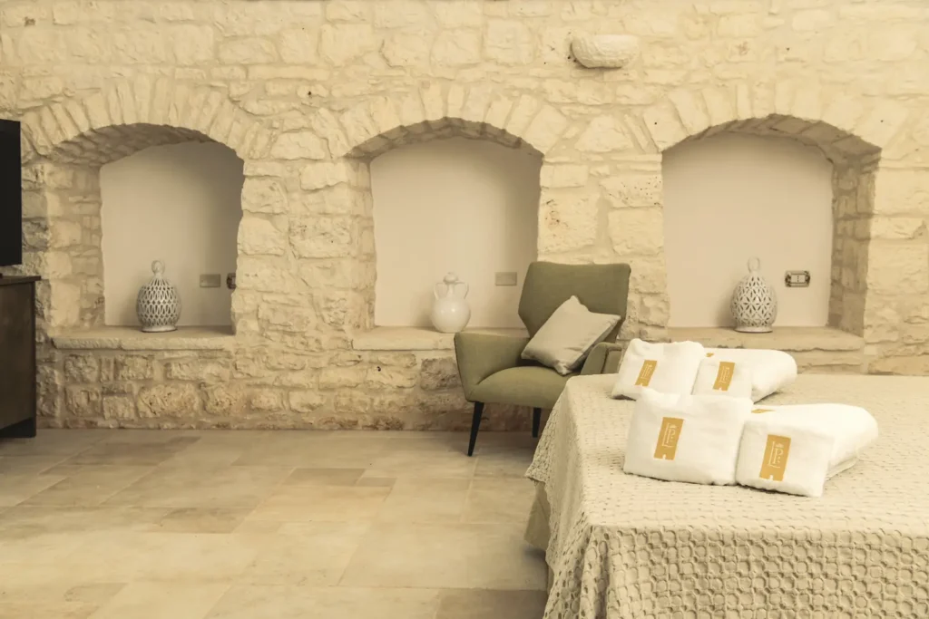 Masseria Lama Pellegrini – Double room with patio-5